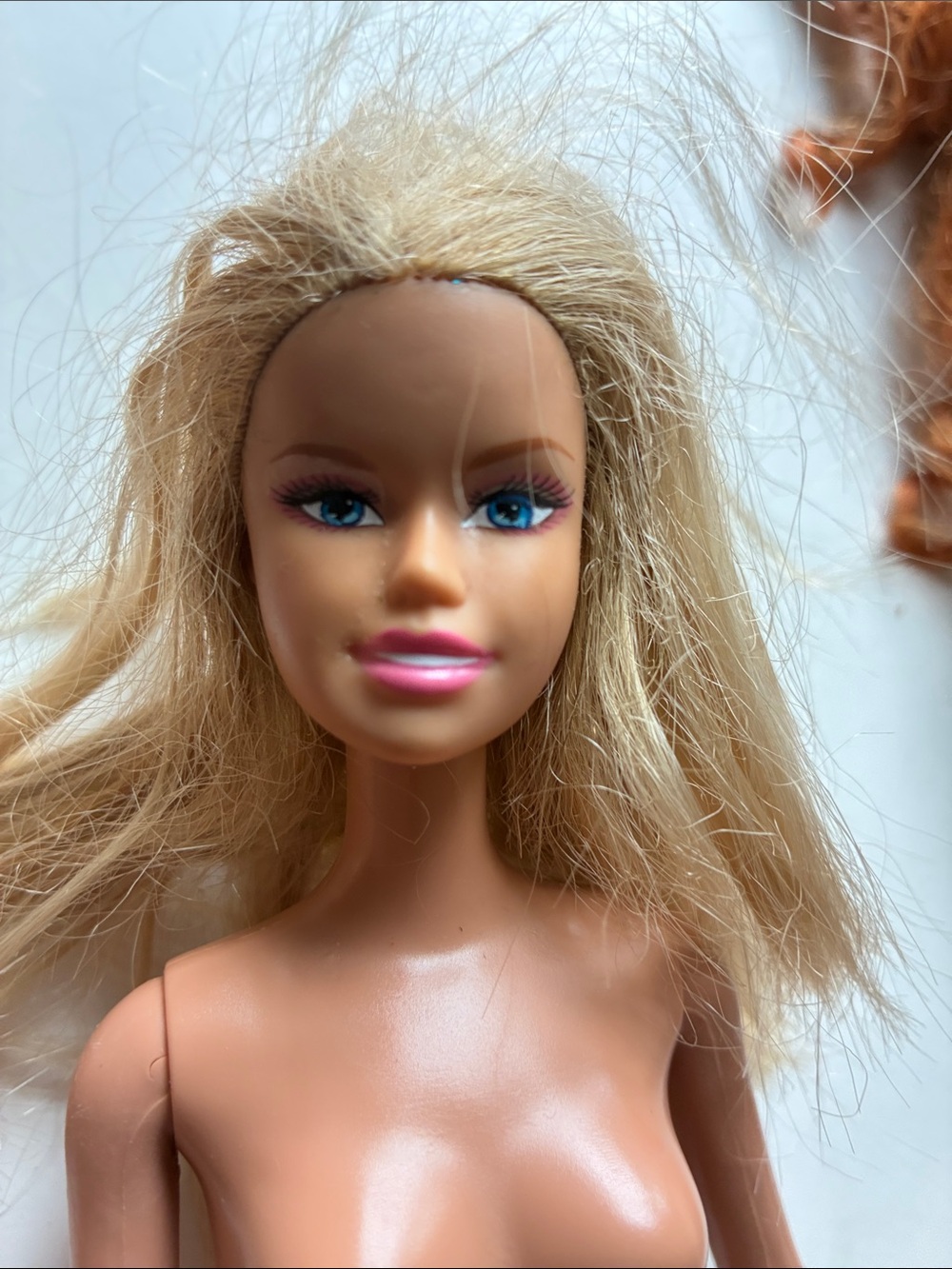 Lot of 5 Barbie Fashion Dolls - Picture 9 of 11